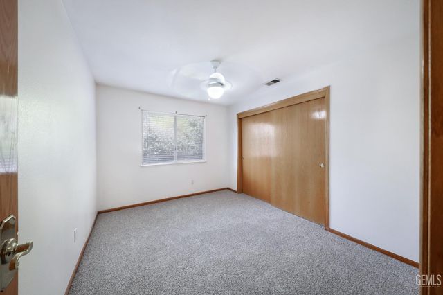 5308 Bold Ruler Court, Bakersfield, CA 93312