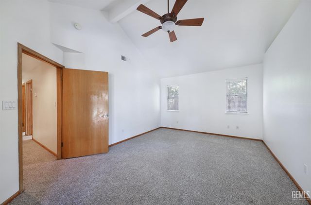 5308 Bold Ruler Court, Bakersfield, CA 93312