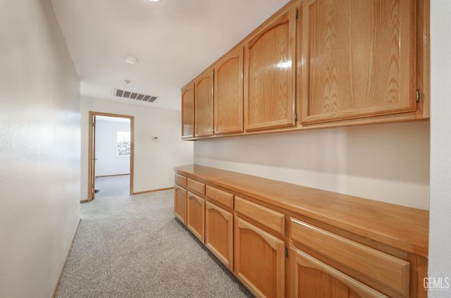 5308 Bold Ruler Court, Bakersfield, CA 93312