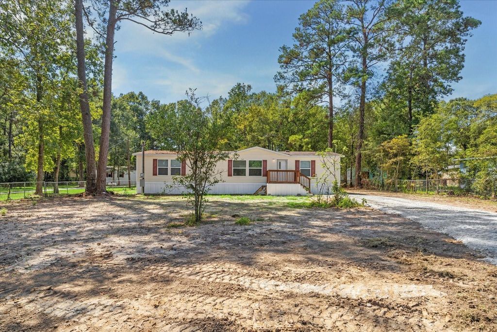 21144 Live Oak, New Caney, TX 77357