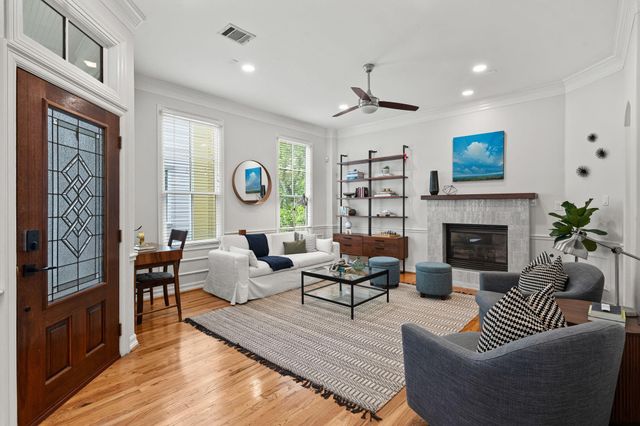 520 Oxford Street F, Houston, TX 77007