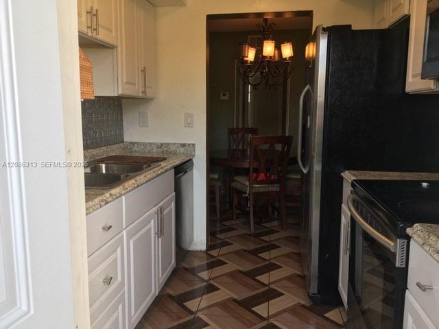 1825 Cleveland Street 5, Hollywood, FL 33020