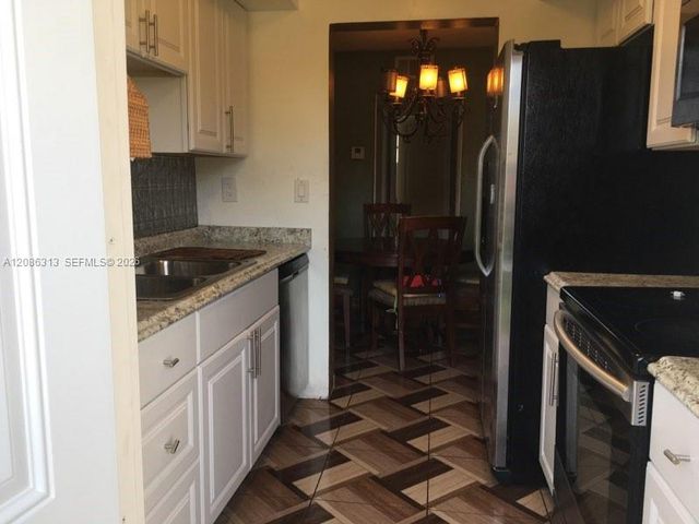 1825 Cleveland Street 5, Hollywood, FL 33020