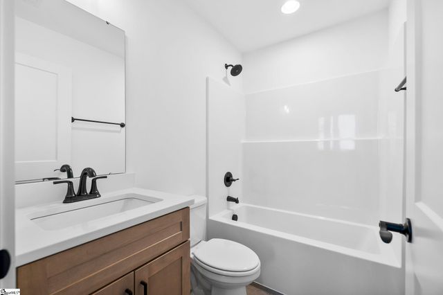 424 Fowler Road, Campobello, SC 29322