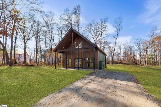 424 Fowler Road, Campobello, SC 29322