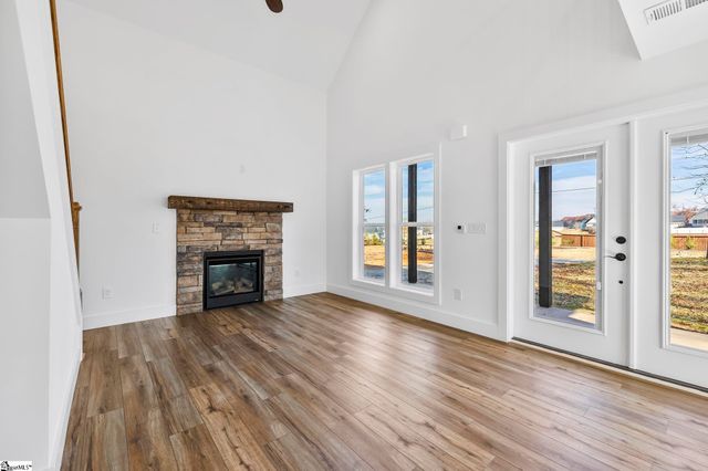 424 Fowler Road, Campobello, SC 29322