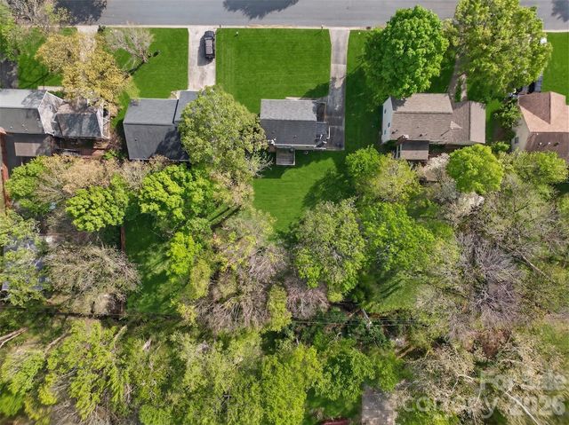 2354 Castlecomer Drive, Charlotte, NC 28262