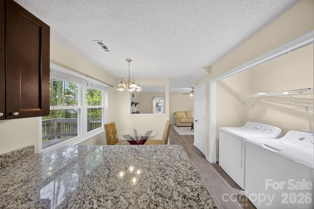 2354 Castlecomer Drive, Charlotte, NC 28262