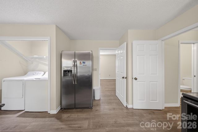 2354 Castlecomer Drive, Charlotte, NC 28262