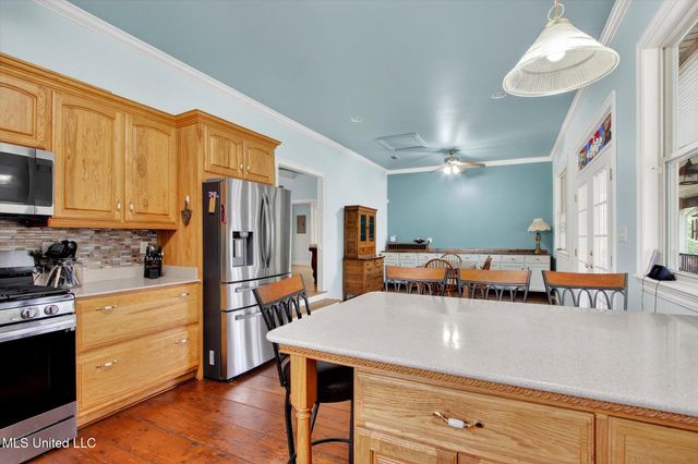 2104 Mole Drive, Bay Saint Louis, MS 39520