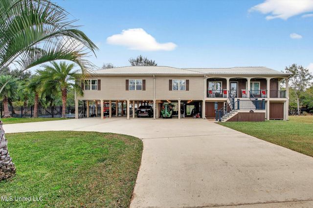 2104 Mole Drive, Bay Saint Louis, MS 39520