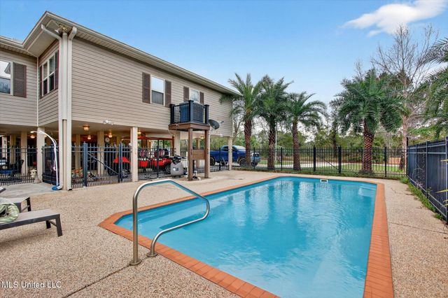 2104 Mole Drive, Bay Saint Louis, MS 39520