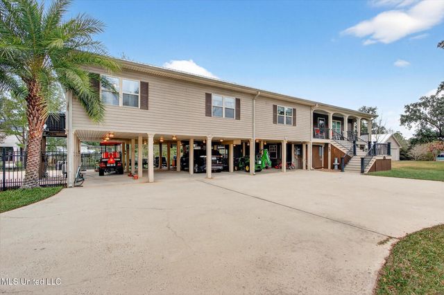 2104 Mole Drive, Bay Saint Louis, MS 39520