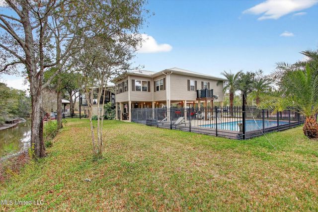 2104 Mole Drive, Bay Saint Louis, MS 39520