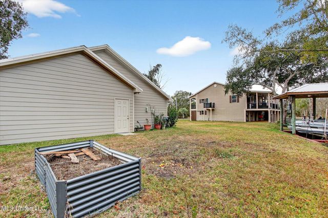 2104 Mole Drive, Bay Saint Louis, MS 39520