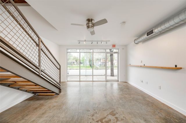 1601 E Cesar Chavez ST 104, Austin, TX 78702