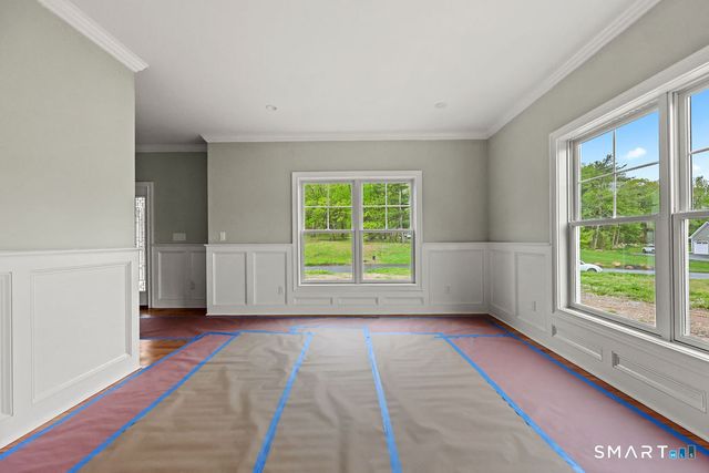 8 Ridgewood Club Road, Prospect, CT 06712