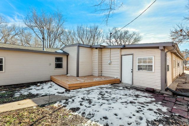 412 E 63rd St N, Park City, KS 67219