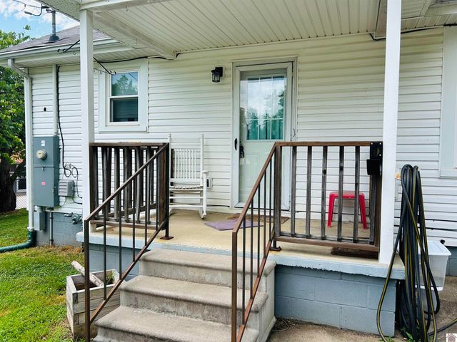 100 N CHESTNUT STREET, Princeton, KY 42445