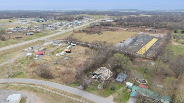 404 N Maple, Pryor, OK 74361