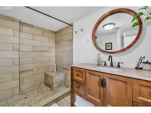 23620 STATE HIGHWAY 38, Elkton, OR 97436