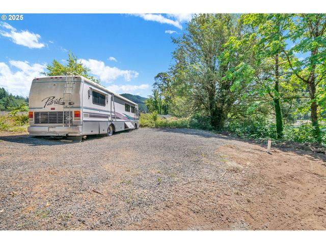 23620 STATE HIGHWAY 38, Elkton, OR 97436