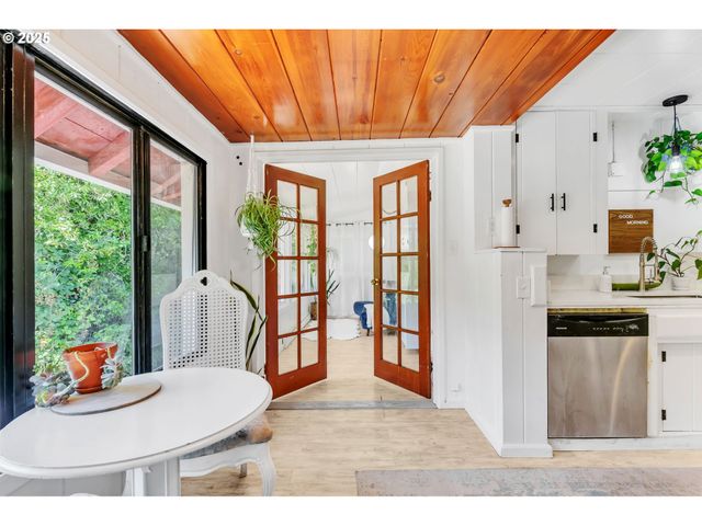 23620 STATE HIGHWAY 38, Elkton, OR 97436