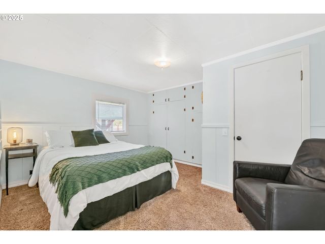 23620 STATE HIGHWAY 38, Elkton, OR 97436