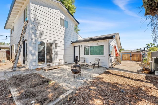 2536 Las Casas Way, Rancho Cordova, CA 95670