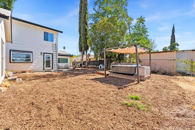 2536 Las Casas Way, Rancho Cordova, CA 95670