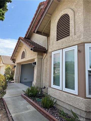6180 Fremont Circle, Camarillo, CA 93012
