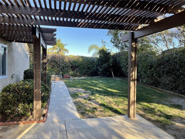 6180 Fremont Circle, Camarillo, CA 93012