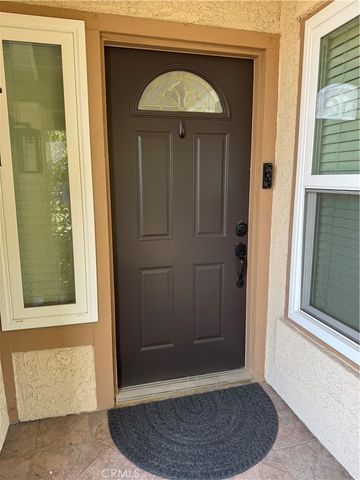 6180 Fremont Circle, Camarillo, CA 93012