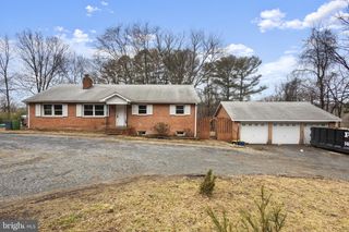 15651 BERLIN TPKE, Hillsboro, VA 20132