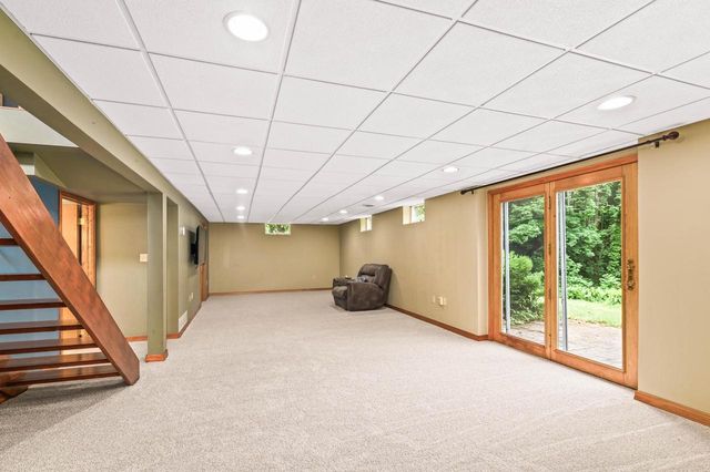 W277S8435 Riverview DRIVE, Mukwonago, WI 53149