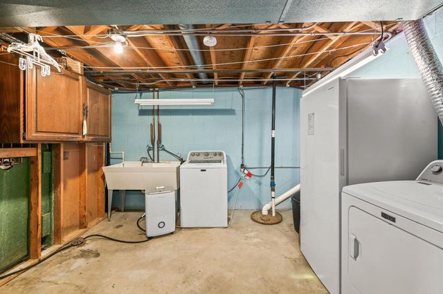 W277S8435 Riverview DRIVE, Mukwonago, WI 53149