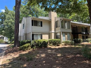 5005 Wingate Way, Sandy Springs, GA 30350