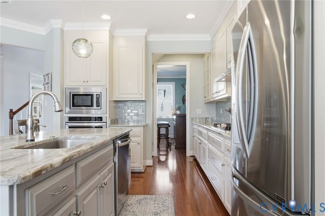 2007 Channel View Ter, Chester, VA 23836