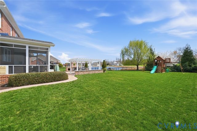 2007 Channel View Ter, Chester, VA 23836