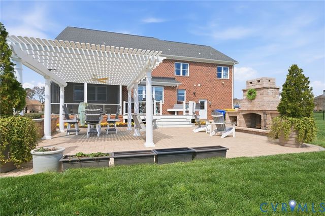 2007 Channel View Ter, Chester, VA 23836