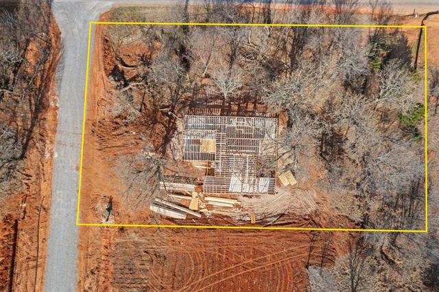 2201 Winter Ridge Road, Blanchard, OK 73010