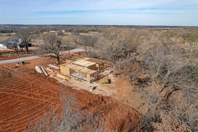 2201 Winter Ridge Road, Blanchard, OK 73010