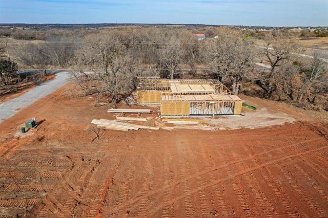 2201 Winter Ridge Road, Blanchard, OK 73010