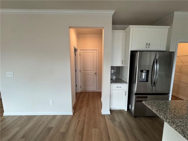 1129 Georgian Point Drive, Lawrenceville, GA 30045