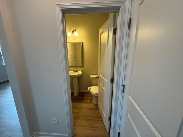 1129 Georgian Point Drive, Lawrenceville, GA 30045