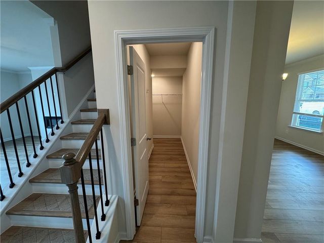 1129 Georgian Point Drive, Lawrenceville, GA 30045