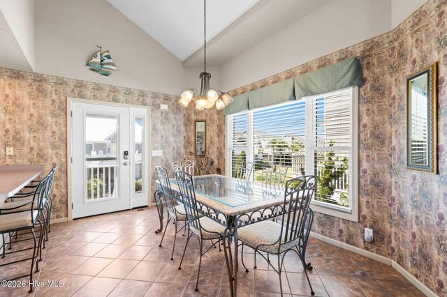 7 Bayberry Drive, Ocean Isle Beach, NC 28469