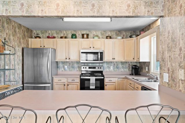 7 Bayberry Drive, Ocean Isle Beach, NC 28469