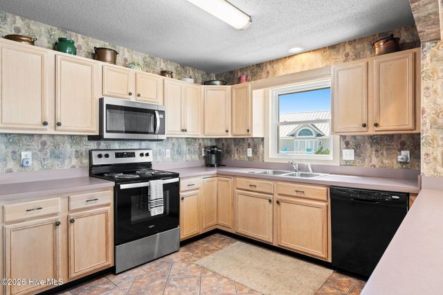 7 Bayberry Drive, Ocean Isle Beach, NC 28469