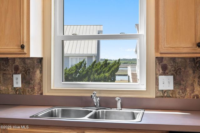 7 Bayberry Drive, Ocean Isle Beach, NC 28469